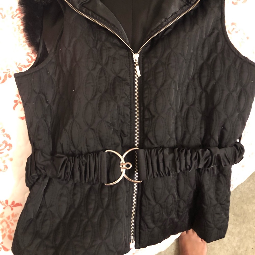 Quilted black vest with hood
